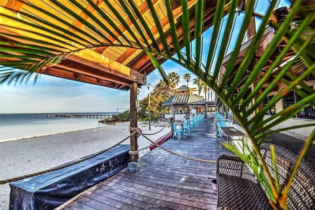 Bay View, Studio206, Beach Steps Away! Pool+Wifi Ruskin Ngoại thất bức ảnh