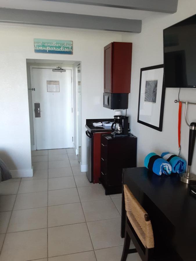 Bay View, Studio206, Beach Steps Away! Pool+Wifi Ruskin Ngoại thất bức ảnh